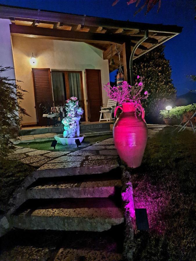 B&B Margot Albavilla Luaran gambar