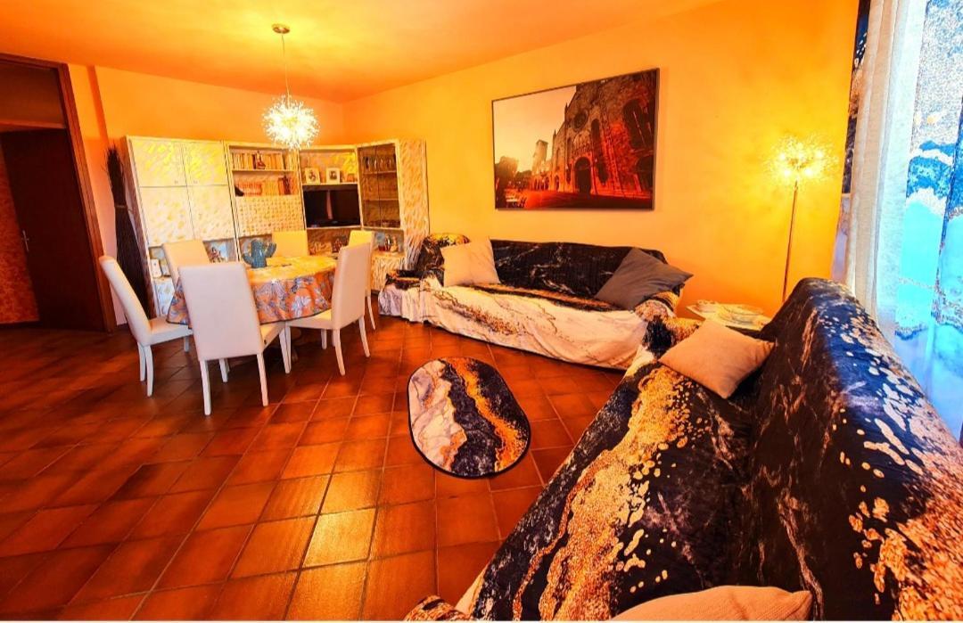 B&B Margot Albavilla Luaran gambar